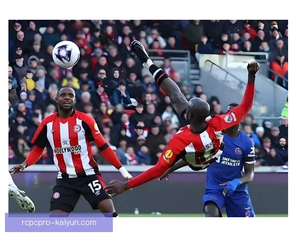 英超拉姆齐近期状态回暖，表现逐渐回归稳定