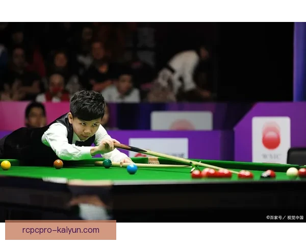 韩国K联赛新星崭露头角，球队争冠竞争日益激烈，表现备受关注