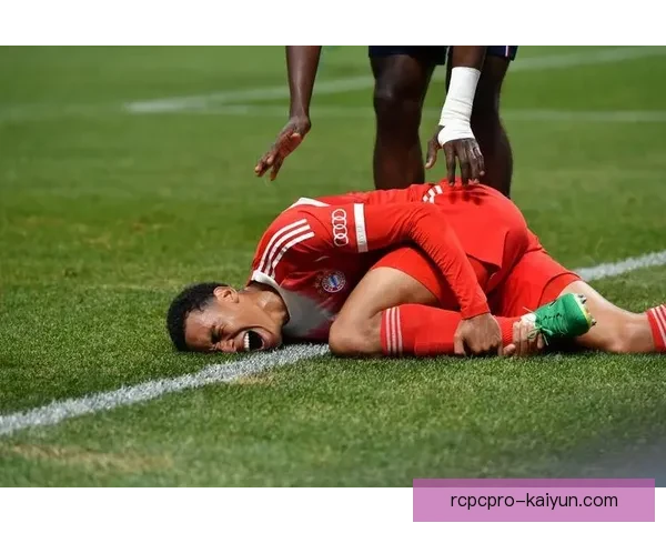 穆西亚拉在赛季初期面对舆论压力，状态逐渐回暖值得关注