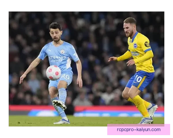 曼城中场组织能力持续提升，球队战术执行力备受关注